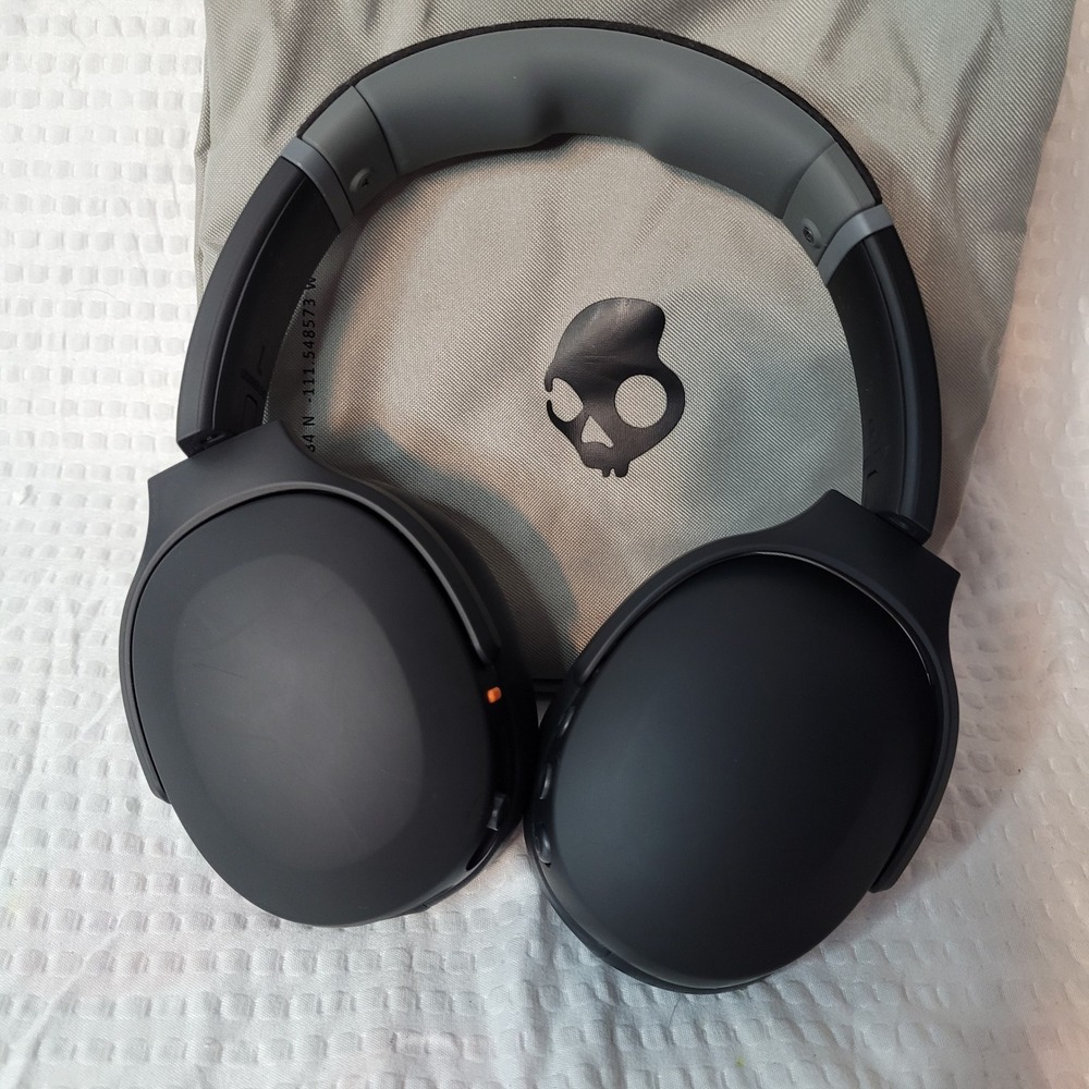 Skullcandy Crusher Evo Wireless Over-Ear Headphones True Black S6CRW-N740 Bundle - Picture 3 of 5